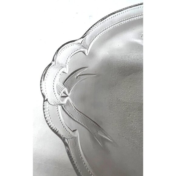 Mikasa Crystal Christmas Holiday Oval Platter With Embossed Holly & Bell Design - Picture 4 of 9